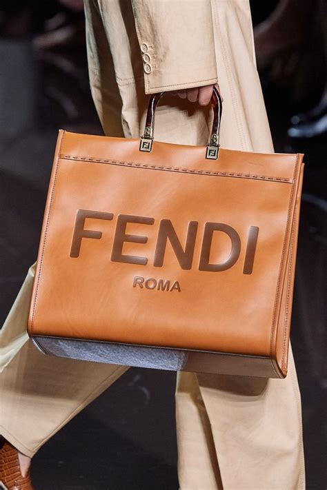 fendi bolsa fi b 30424